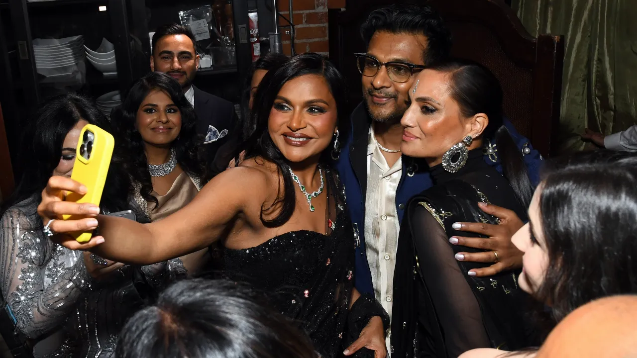 Festa Anual da Noite dos Óscares com Comunidade Sul-Asiática Co-Organizada por Mindy Kaling
