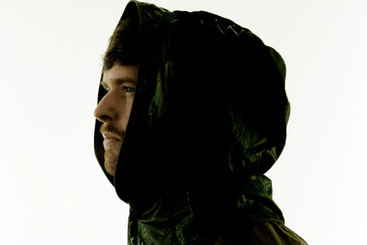 James Blake sobre como artistas podem gerenciar suas carreiras, turnês e lançamentos de música fora da rede.