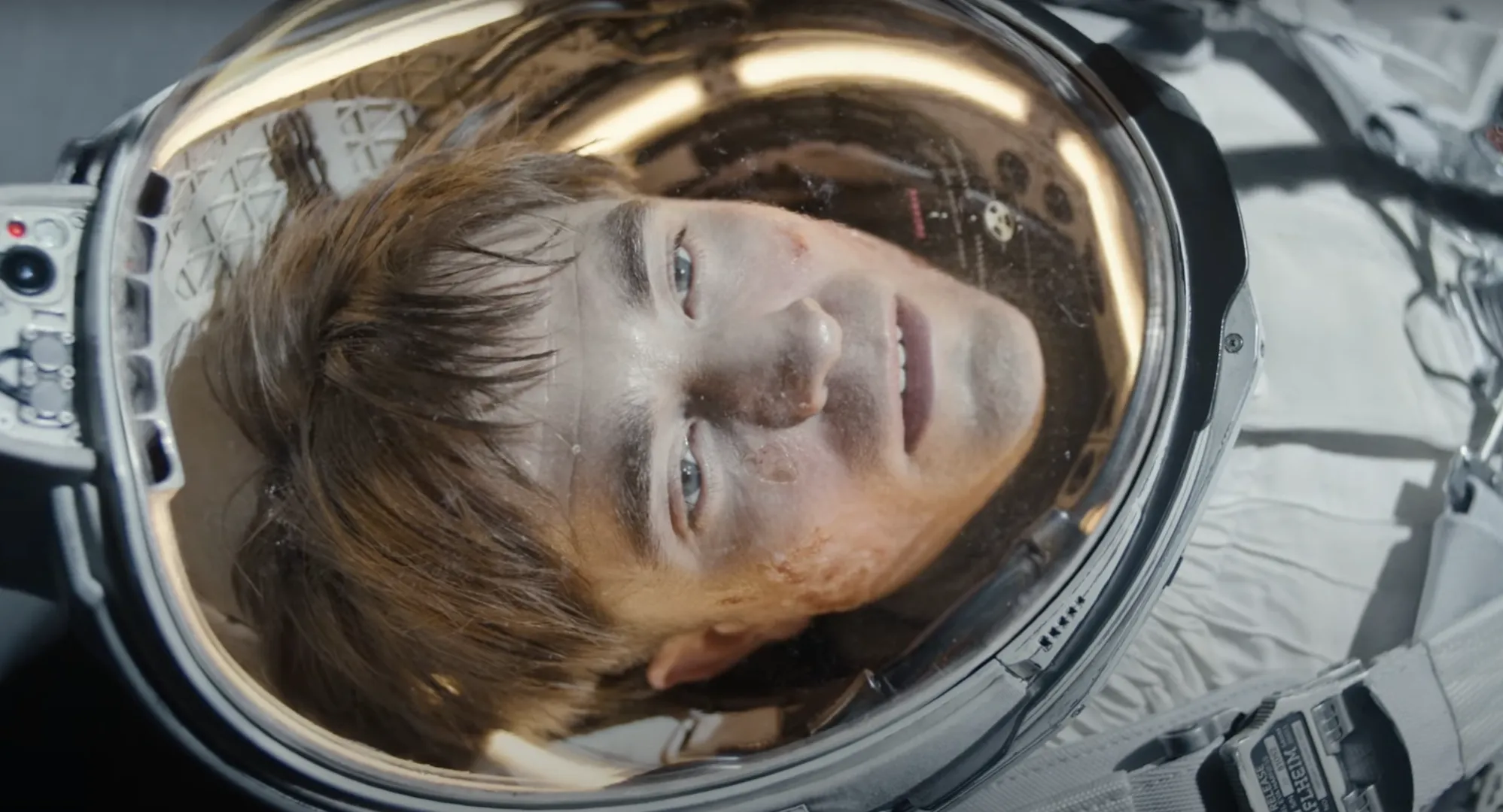 mickey 17 primeiras reayyes bong joon ho robert pattinson 2080