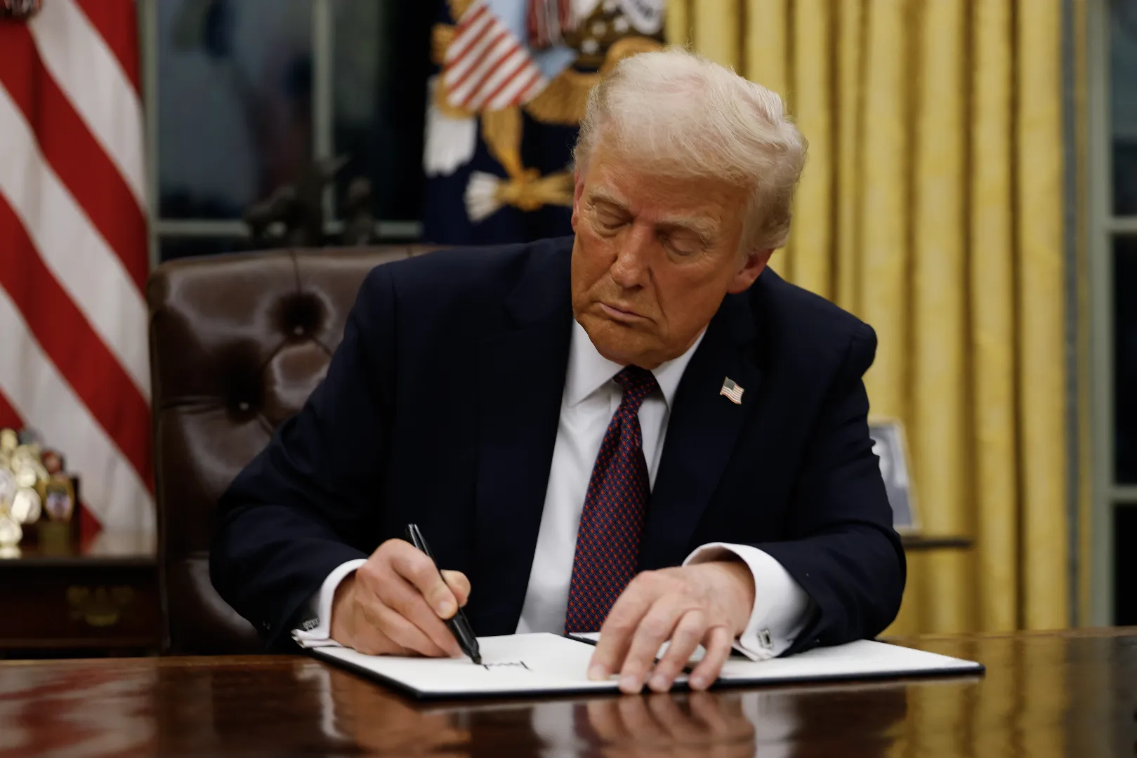 trump tarifyrios ayyes mydia ayyes caem 4845