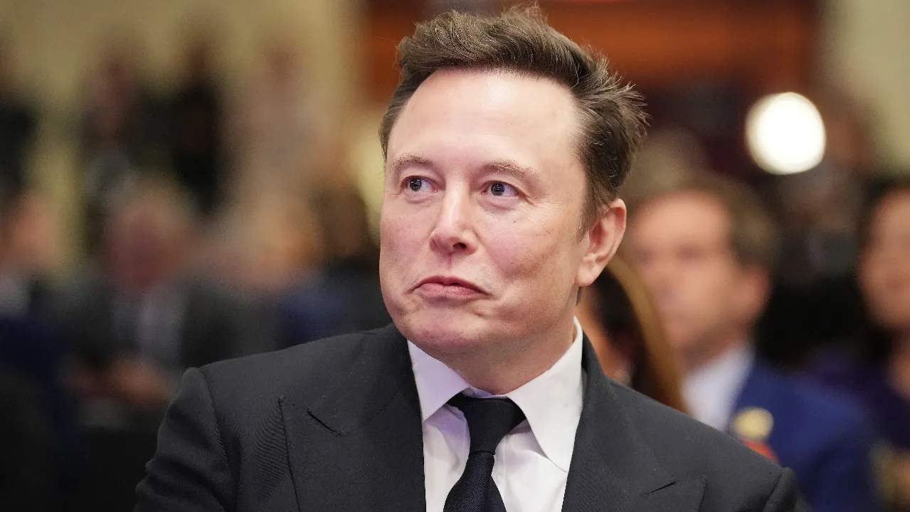 Elon Musk Revoluciona xAI ao Integrar Rede Social X por US$ 45 Bilhões e Investir em Estúdio de Games