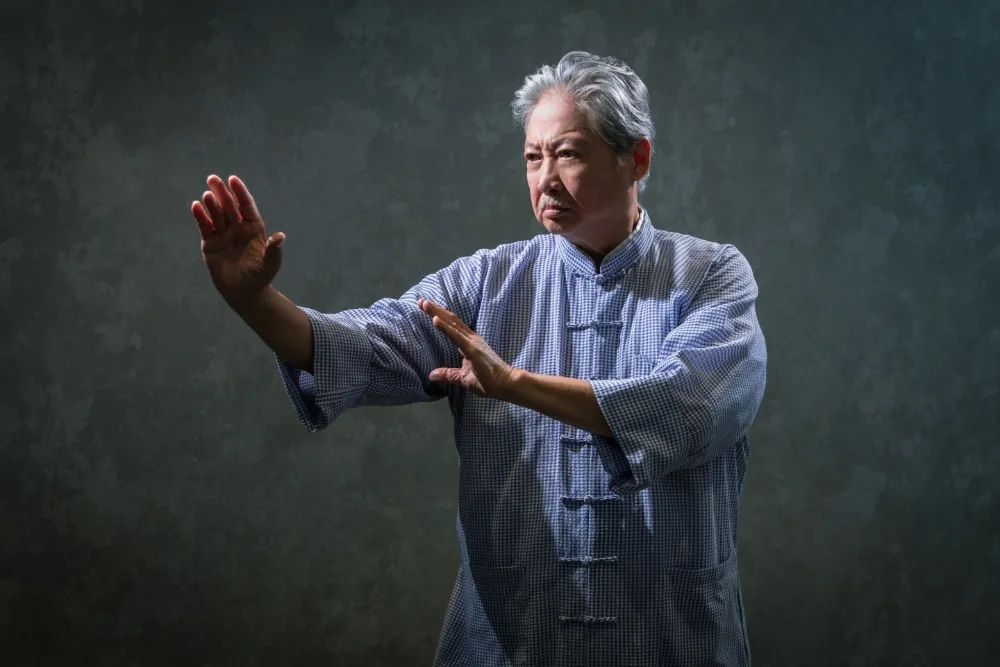 Sammo Hung Mantém A Ação Autêntica Enquanto Hollywood Segue Seu Exemplo