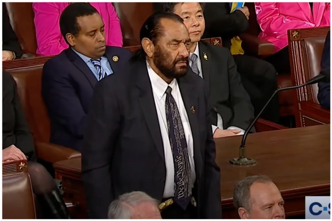 Deputado Al Green É Retirado de Sessão do Congresso Após Interrupções