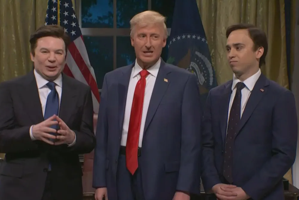 Mike Myers Interpreta Elon Musk, Que Critica Marco Rubio em "Saturday Night Live"