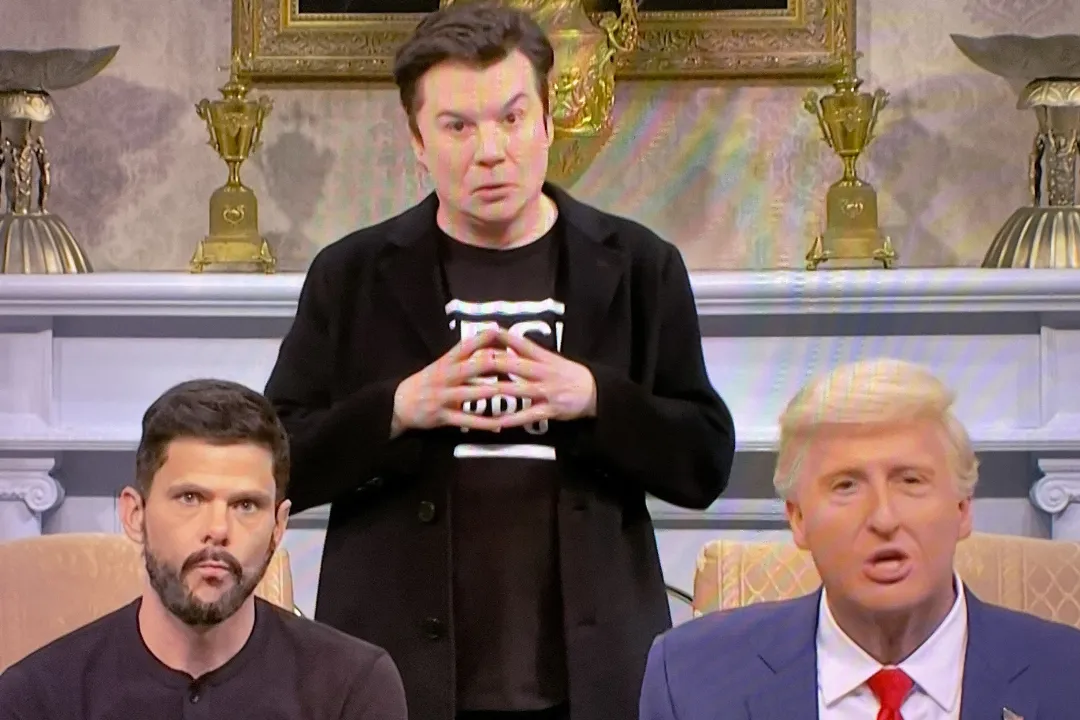 Mike Myers Invade 'SNL' Como Elon Musk em Abertura Fria que Ridiculariza Reunião Trump-Zelenskyy