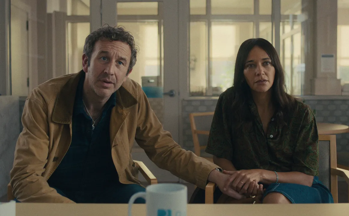 Black Mirror 7: A Era das Assinaturas e o Futuro dos Pesadelos Tecnológicos com Impacto Cerebral