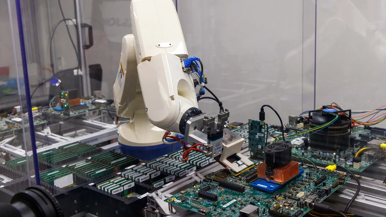 EUA Consideram Tarifas sobre Semicondutores sob Investigação de Segurança Nacional: Novo Capítulo na Política Comercial