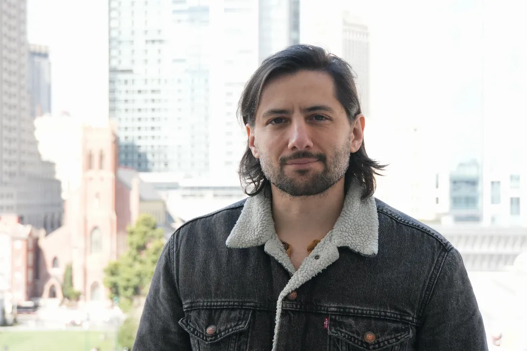 Eric Barone Divide-se entre a Continuação de Stardew Valley e a Criação de Haunted Chocolatier: A Busca por Foco na Floresta