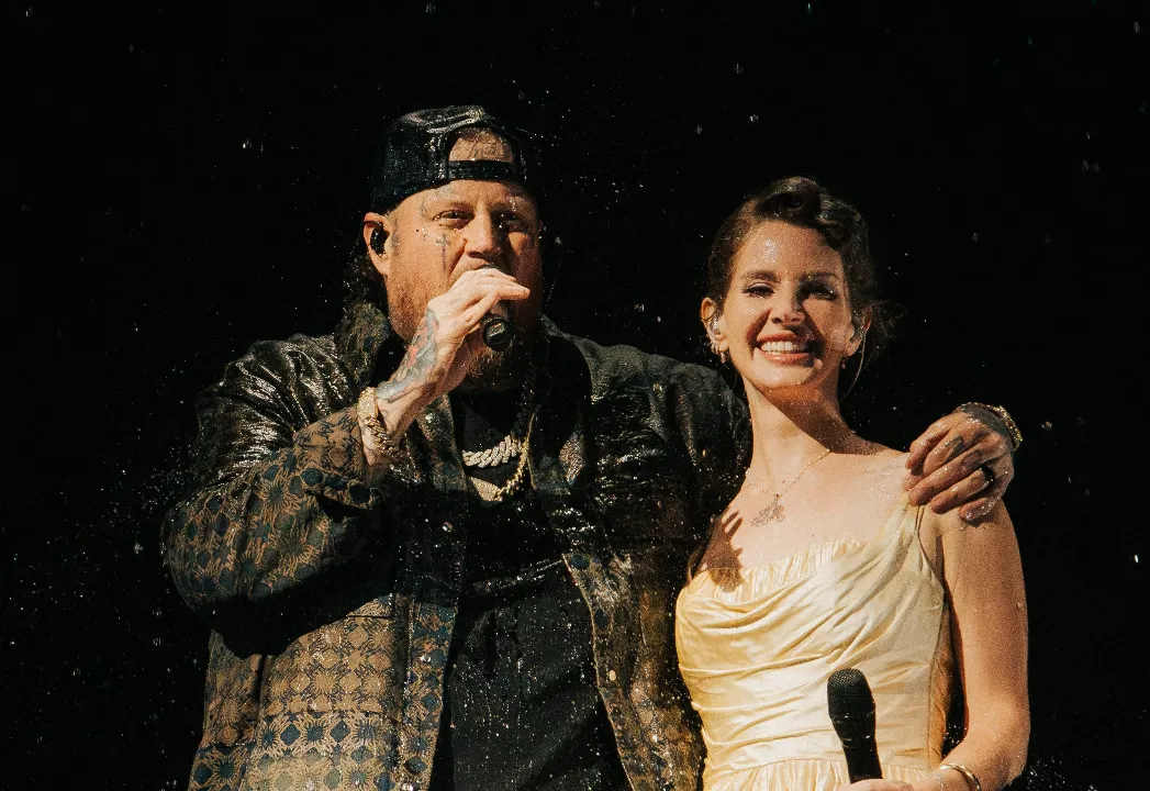 Jelly Roll Traz Lana Del Rey ao Palco, Garth Brooks se Junta a Luke Combs e Outras Surpresas no Stagecoach