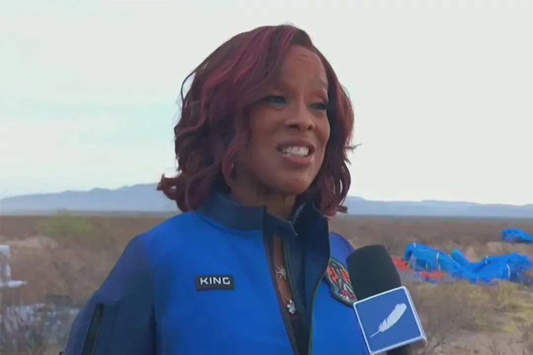 Gayle King Rebate Críticas Sobre Voo de Blue Origin
