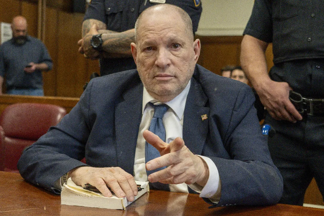 Harvey Weinstein Pode Permanecer Hospitalizado Durante Novo Julgamento em Nova York