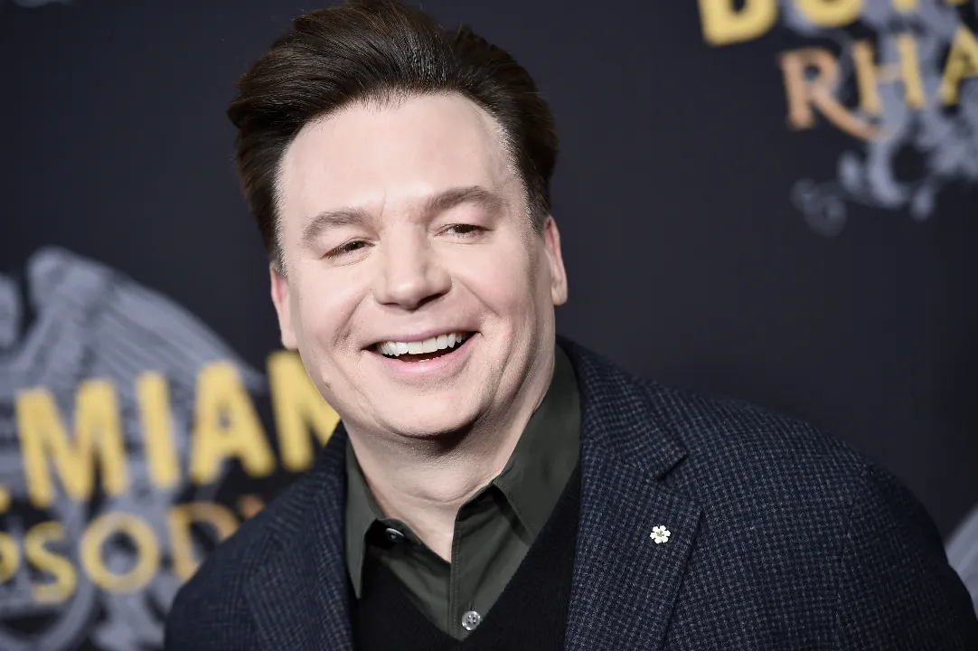 Mike Myers Justifica Protesto do Canadá em 'SNL' Após Resposta de Elon Musk