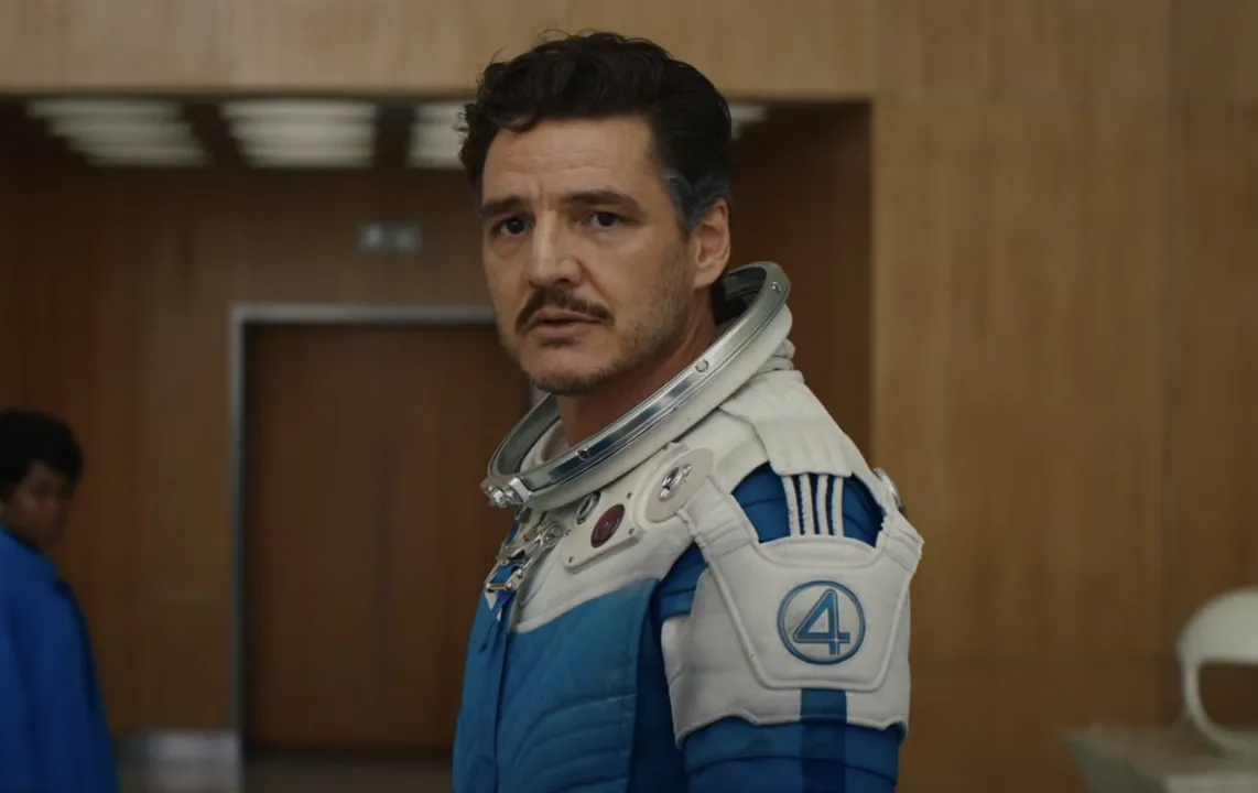 Primeiro Lance da Quarta Fantástica: Pedro Pascal e Família Marvel Enfrentam Silver Surfer