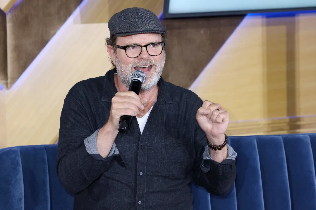 Rainn Wilson, Estrela de "The Office", Afirma que a Mídia de Esquerda Tem "Ódio" Incontrolável por Trump Não Visto na Administração Biden