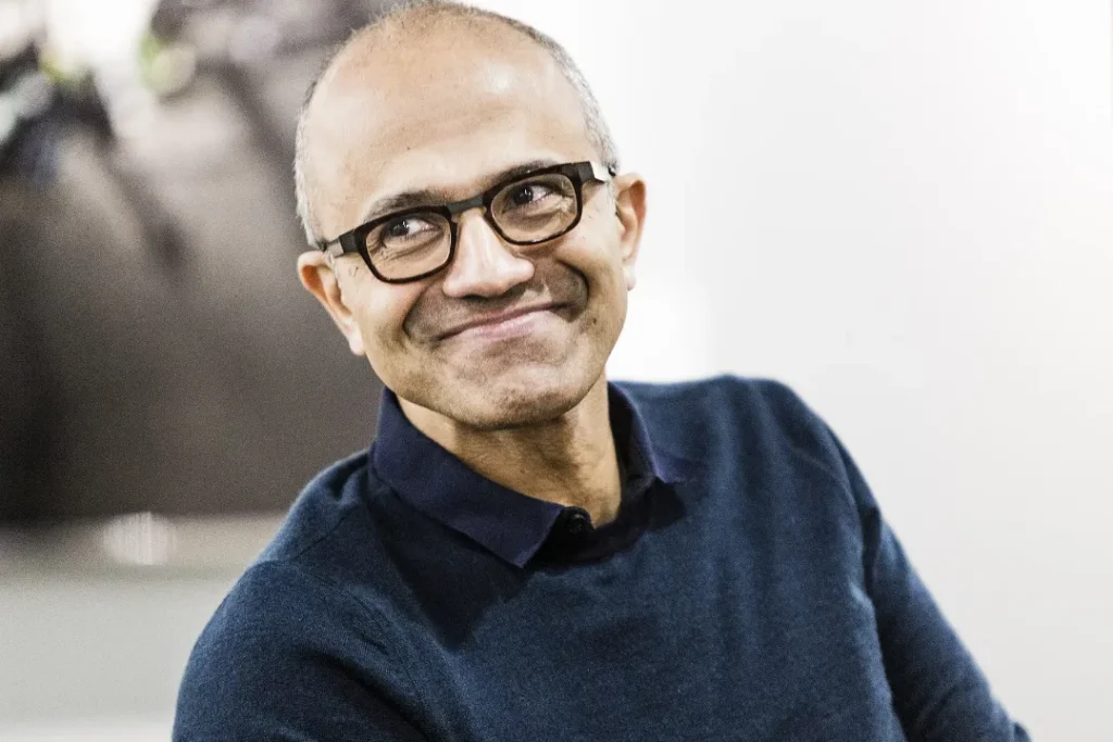 Microsoft Anuncia Demissões em Massa Mesmo com Lucros Recordes e Mercado Valorizado