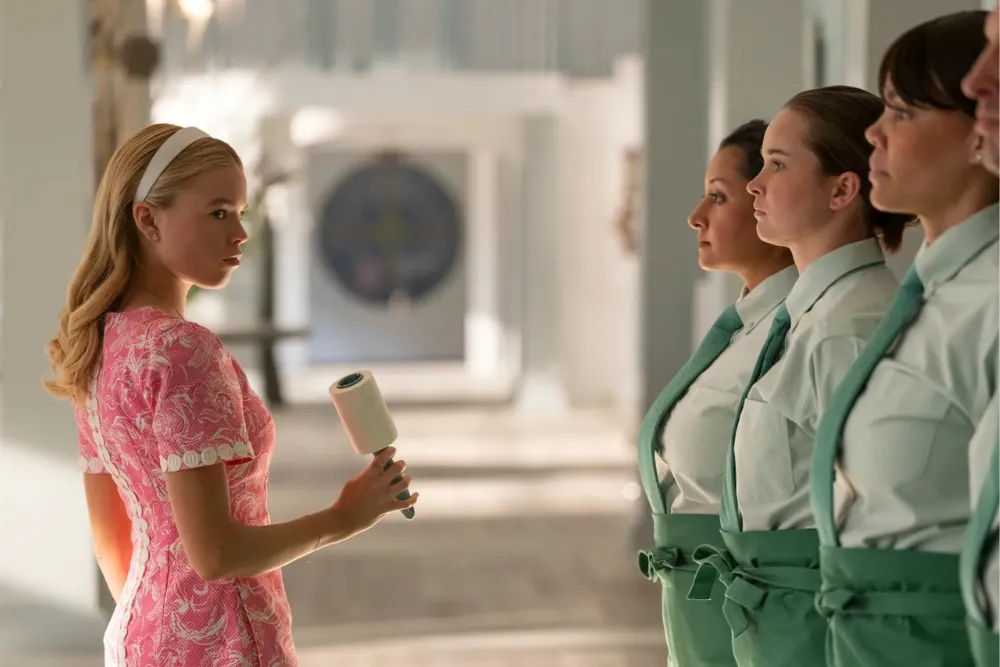 Criadora de Sirenas: Poder de Lilly Pulitzer, Obsessão de Michaela e Mitologia Grega como Pesadelo no New England