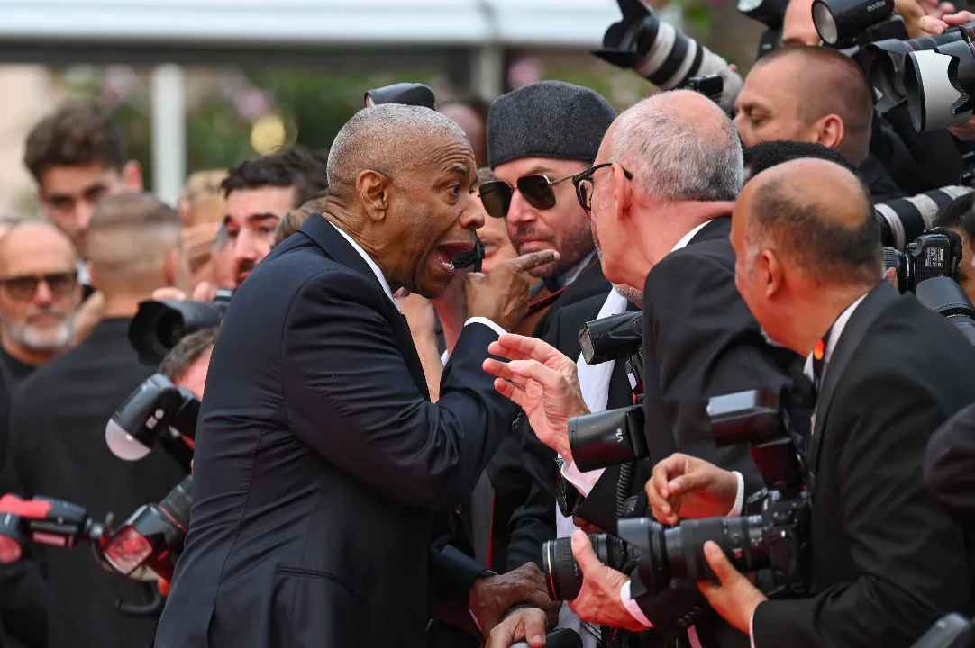Denzel Washington Recusa Abordagem Agressiva de Fotógrafo em Cannes: "Pare!"