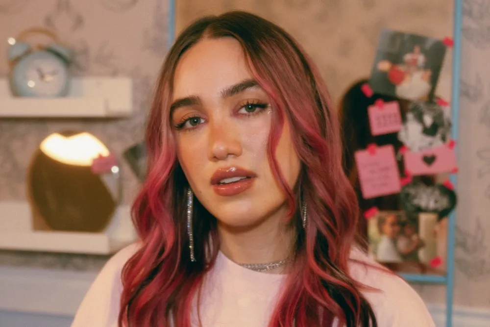 Taubert Revela Faixa-Título do Álbum de Estreia 'Preguntas a las 11:11' com Joe Jonas, Max Martin e Morat