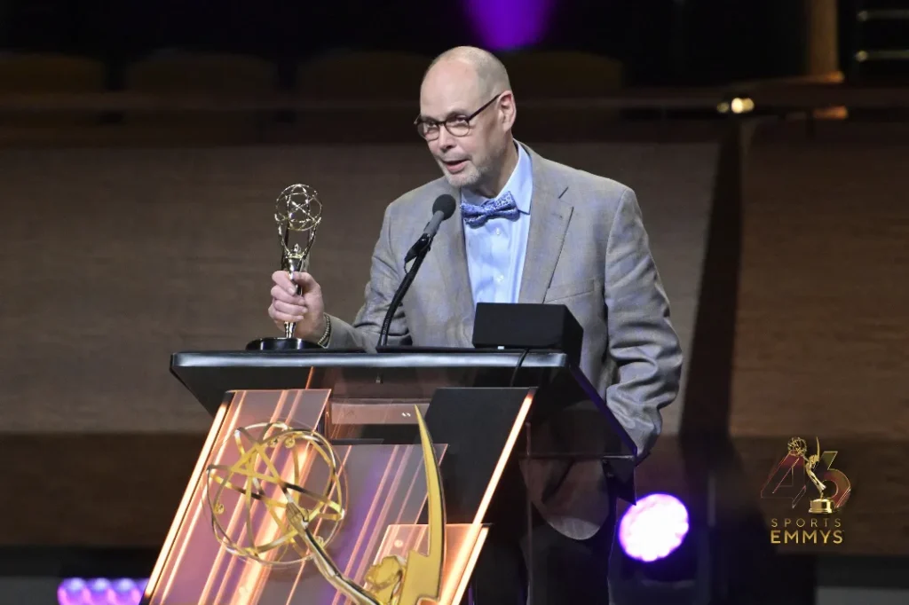 Vencedores de Emmys de Esportes: Cobertura Olímpica da NBC/Peacock Impera, com Steven Spielberg Ganhando Dois Prêmios