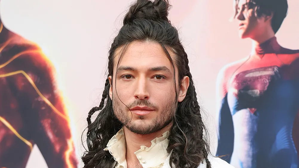 Ezra Miller Surpreende Na Estreia De "Die, My Love" No Festival De Cannes