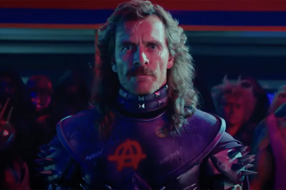 Kung Fury 2: Vídeo de Pré-estreia com Michael Fassbender e Arnold Schwarzenegger Preso em Disputa Jurídica desde 2020