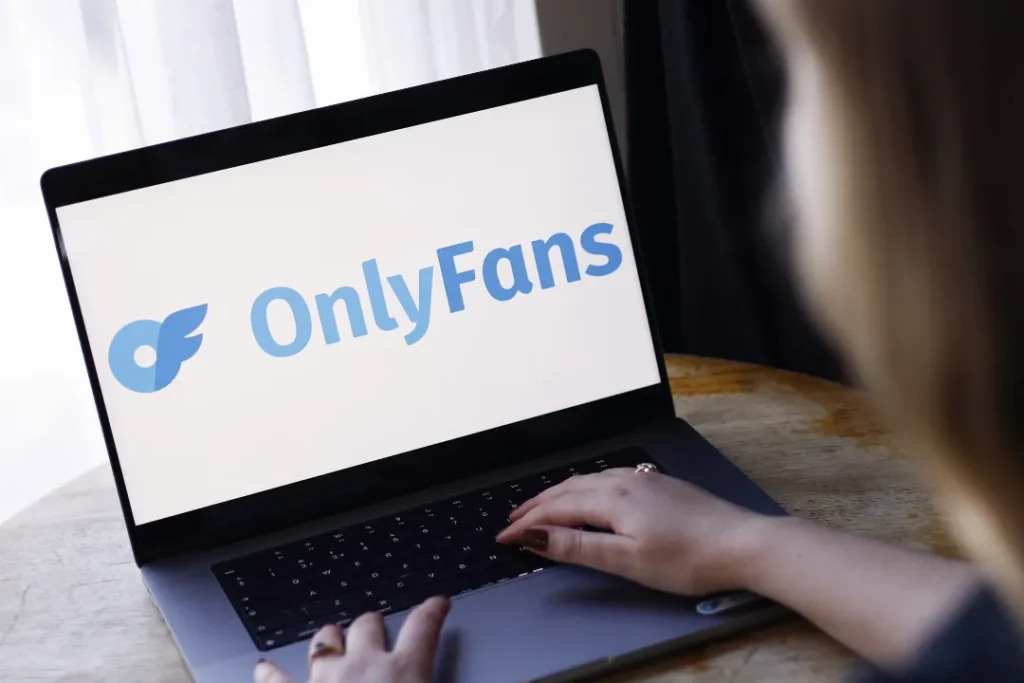 Proprietário da OnlyFans Negocia Venda por 8 Bilhões de Dólares