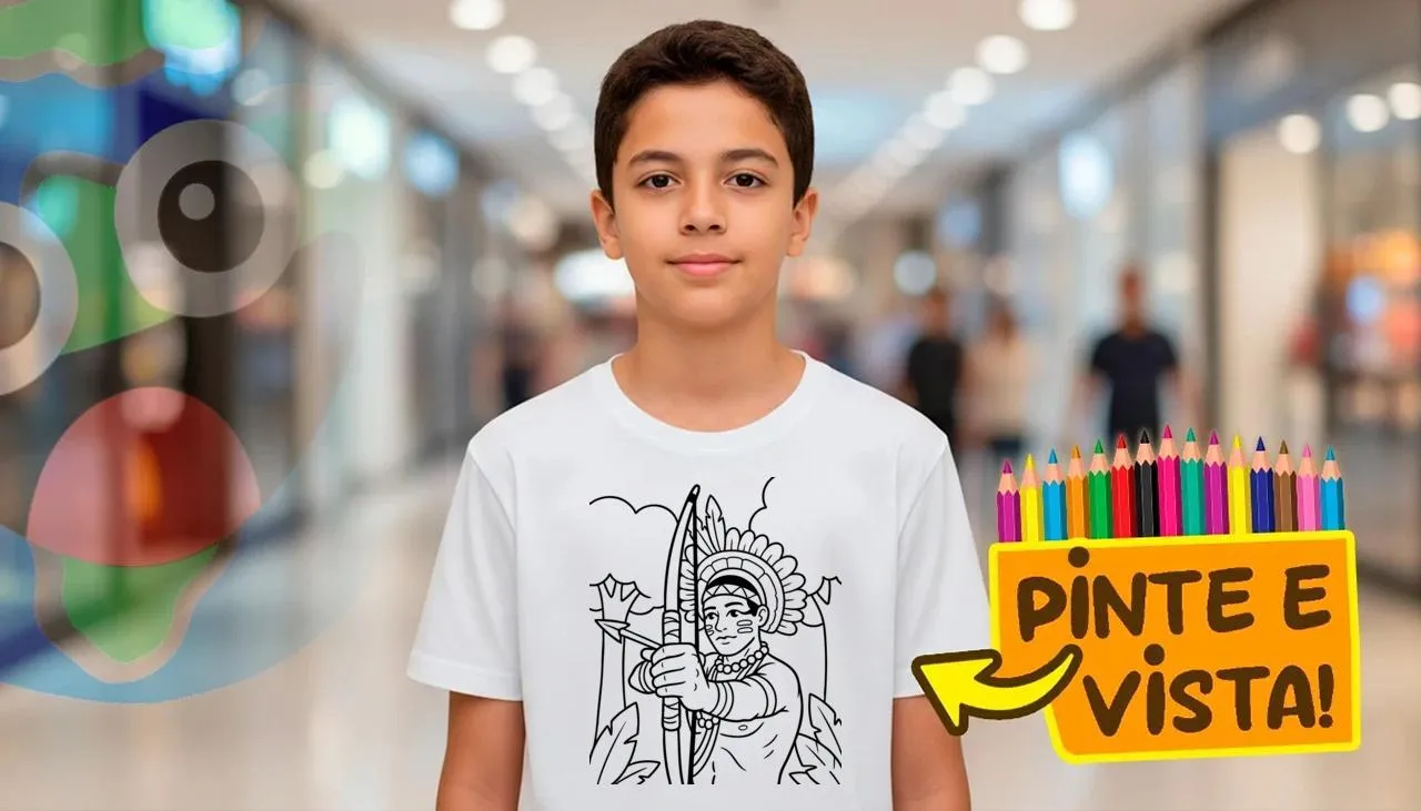 Pessoa usando uma camiseta para colorir sobre Cultura indígena brasileira tradicional para colorir e personalizar presentes.!